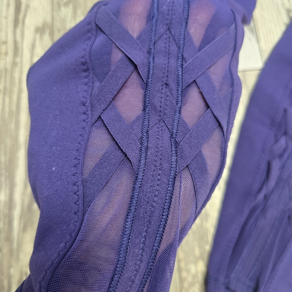 Lululemon Athletica Women's Essential Rhythm Emperor Blue Leggings Size 6 - Picture 7 of 12